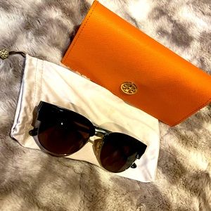 Tory Burch polarized sun glasses
